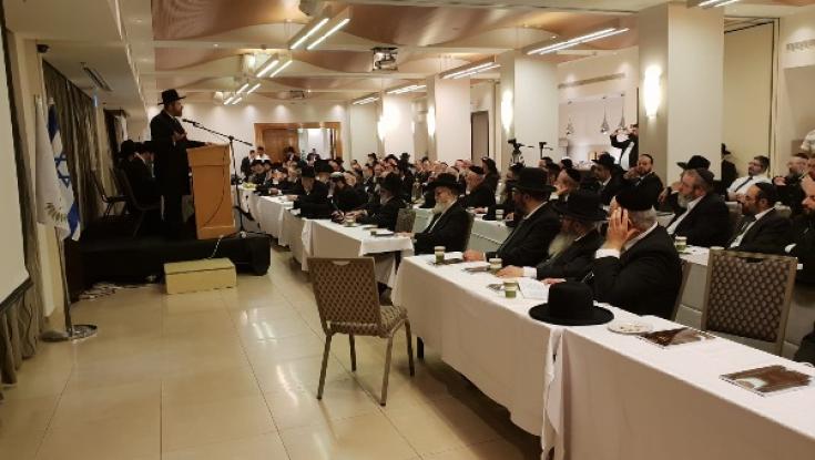 "עמנו האהוב שרוי בצער": דייני ישראל במכתב חריג