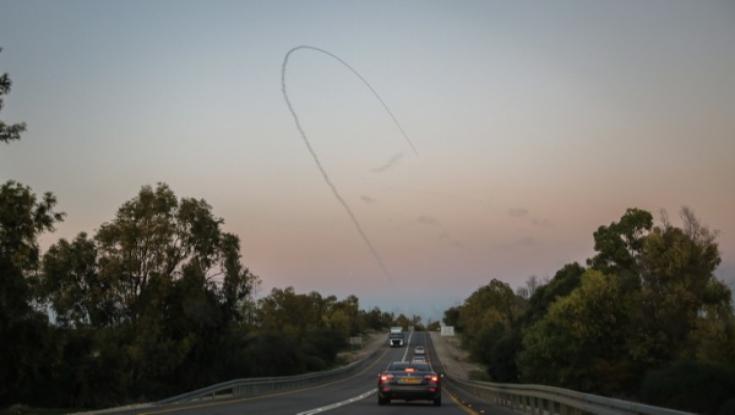 הרב הראשי בהנחיות הלכתיות לשבת המתוחה: "להתפלל בבית ולהשאיר מכשיר טלפון זמין"