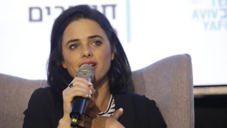 איילת שקד לועגת לשמאל: לא מצליח לתת פייט לנתניהו