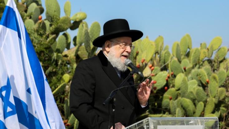 הרב ישראל מאיר לאו נדבק בקורונה - אחרי החיסון השני