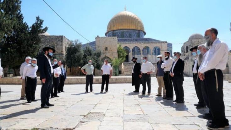 עשרות רבנים עלו להר הבית, לזכר הרב רבינוביץ'