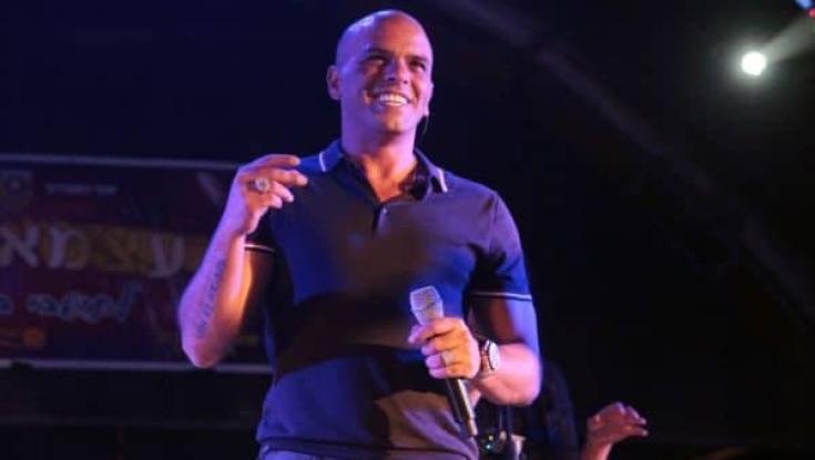 אייל גולן שובר שיא ביוטיוב
