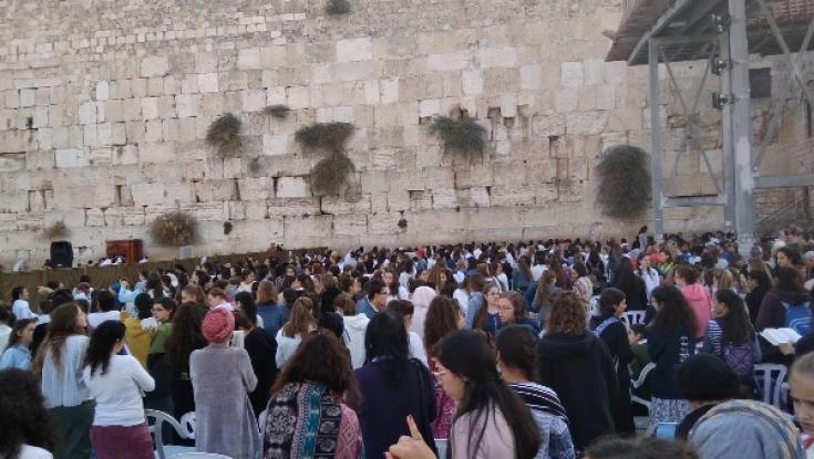טענה נגד נשות הכותל: "גורמות לצפיפות"