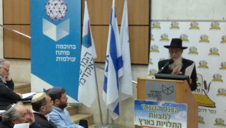 "מותר לשתות יין שמזג יהודי שאינו שומר תורה ומצוות"