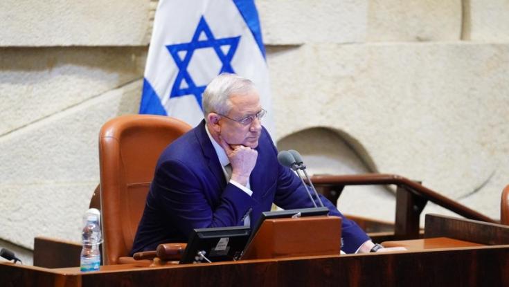 חברי יש עתיד תקפו את גנץ, שהשיב: "לא התכוונתי לפגוע בכם"