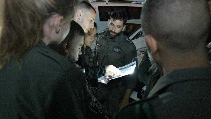 המשטרה חשפה רשת ענק של סחר בנשק וסמים: למעלה מ-60 נעצרו