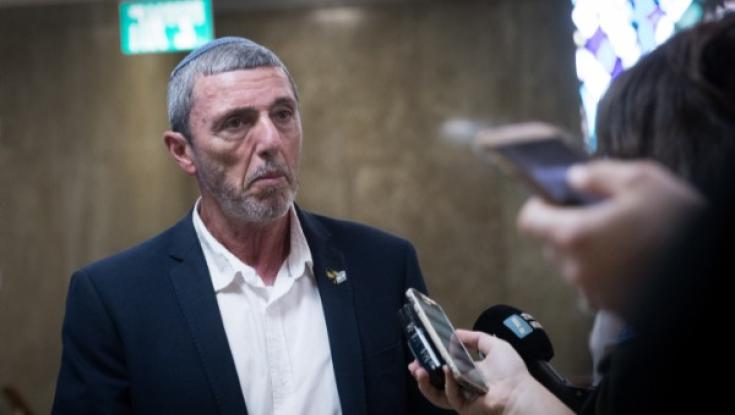 פרץ צייץ "מילה זו מילה" ומחק את ציוצו תוך רגעים ספורים