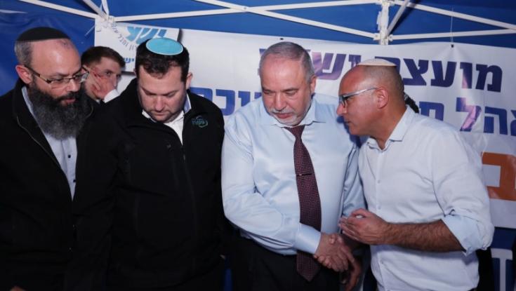 ליברמן במאהל הריבונות: "נתניהו לא יחיל ריבונות על גרגיר של יו"ש"