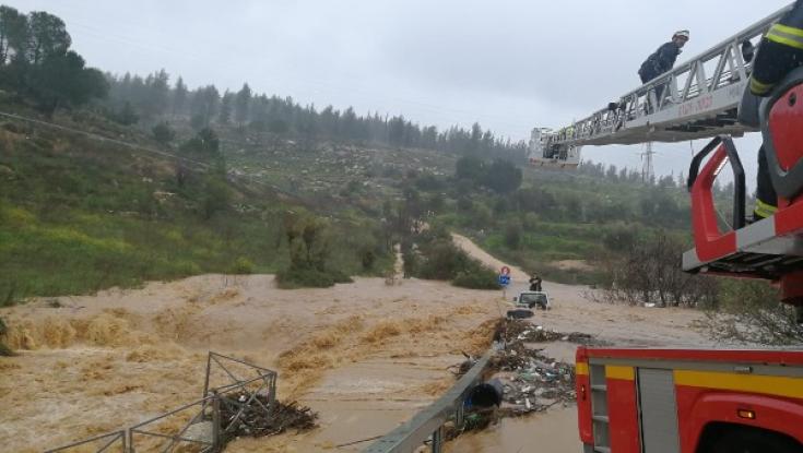 צפו: חילוץ משיטפון בעמק הארזים