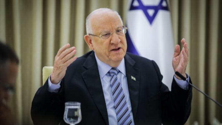 הנשיא ריבלין נגד השר אוחנה: יש לחסן את האסירים באופן מיידי