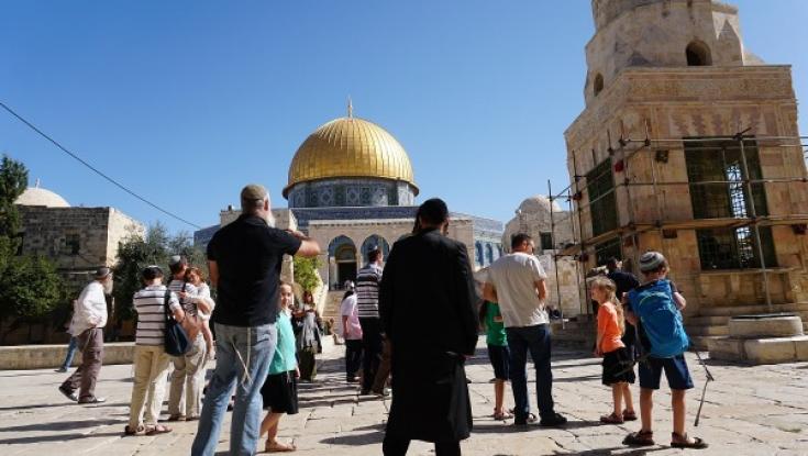 מקומם: המשטרה הורידה את היהודים מהר הבית לפני הצפירה