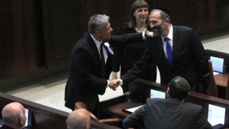 דרעי חושף: זה מה שכחול לבן היו מוכנים לתת למפלגות החרדיות