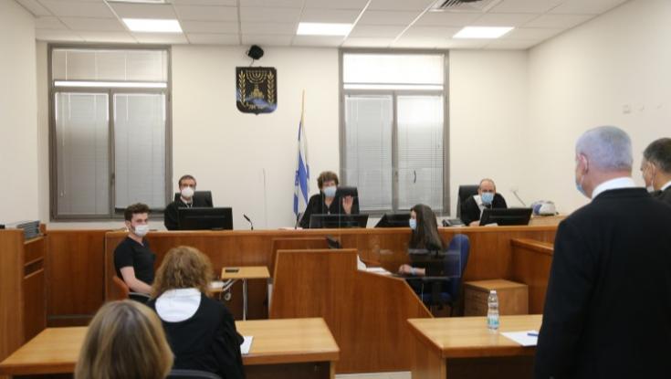 השופטים לפרקליטות:  העבירו את אישורי היועמ"ש לסנגורי נתניהו