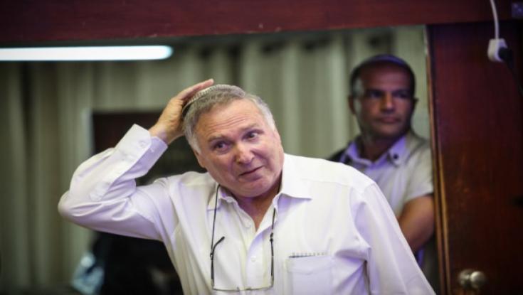 מקורבו של נתניהו על התפשטות הקורונה: הציבור אשם