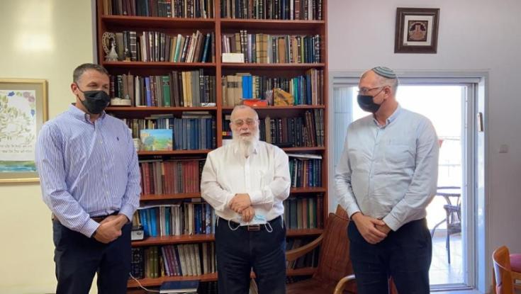 הרב איתן אייזמן: "קורא לציבור להצביע למפלגת ימינה"