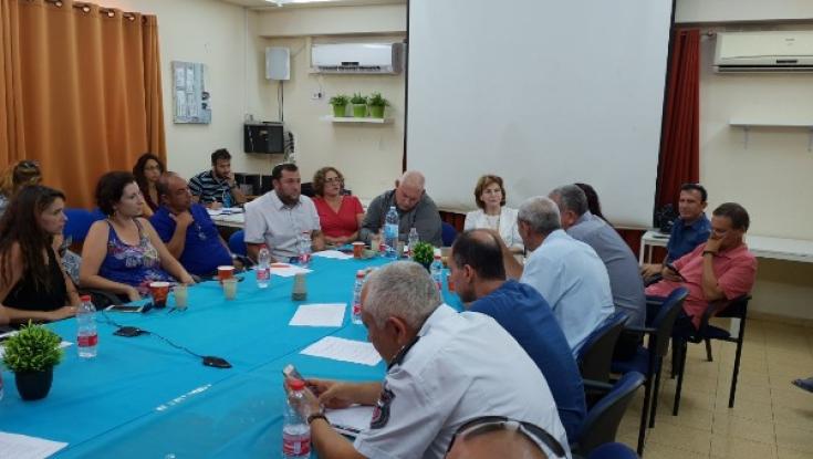 המאבק במשרפות הזבל בשומרון חוצה גבולות