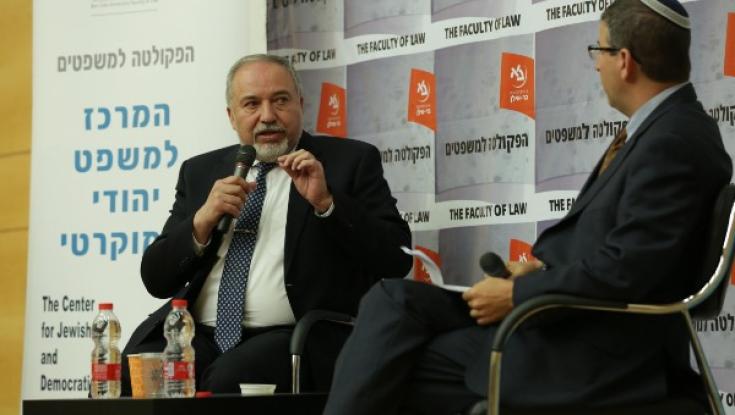 ליברמן: "הרבנות צריכה להחליט או שהיא רבנות או שהיא אינקווזיציה"