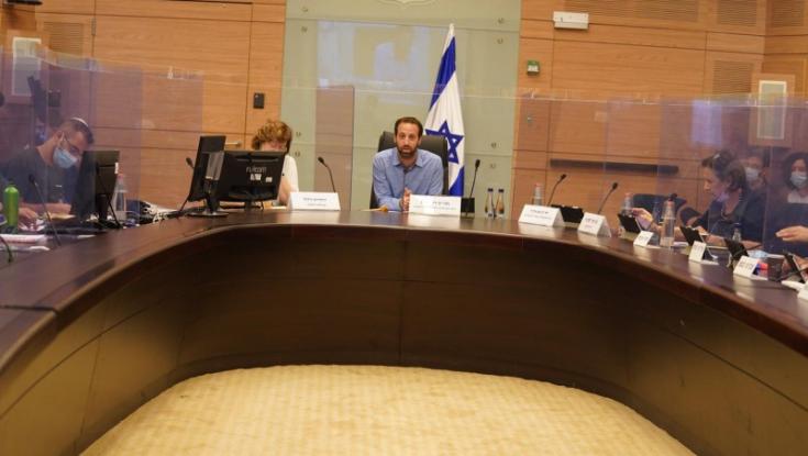 יו"ר ועדת החינוך: "מתקשה להבין את ההחלטה על סגירת מערכת החינוך - טלטול של המערכת"
