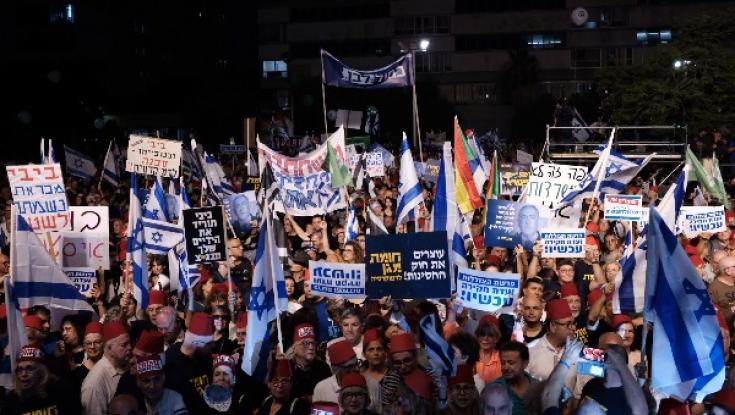 עשרת אלפים או 100 אלף: כמה היו בהפגנת האופוזיציה? 