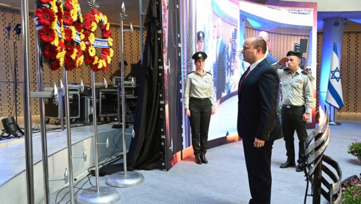 בנט: "מחויב לעשות הכל כדי להביא את הדר גולדין ואורון שאול"