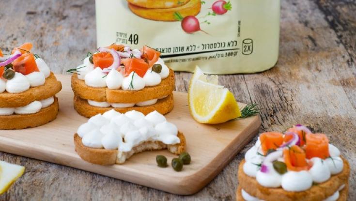 פניני צנימים עם גבינת שמנת וסלמון מעושן