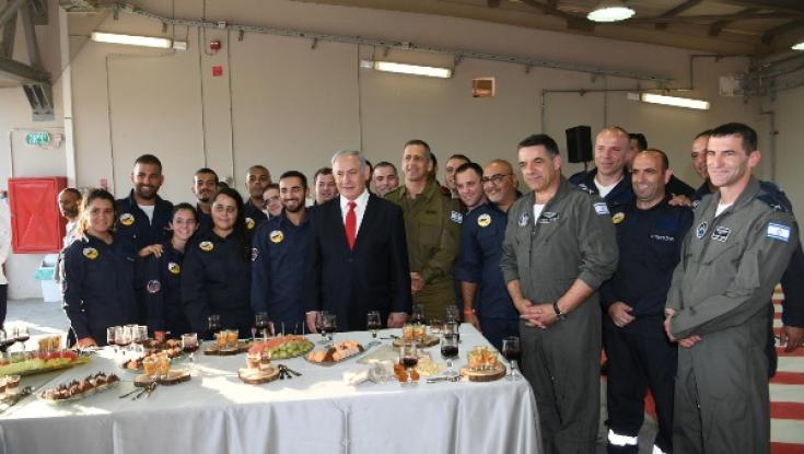 איך הזמן טס: ביבי חוגג 70 בבסיס חיל האויר