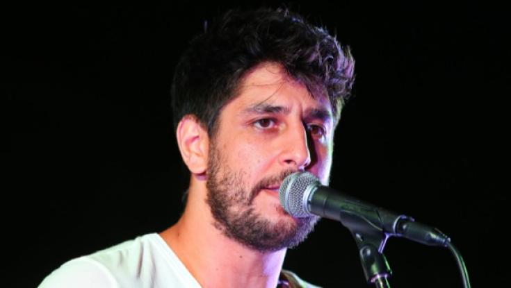 גם עידן עמדי מתייצב לצידו של הרב פירר