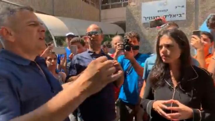 עימות בהפתעה: כשאיילת שקד פגשה את ניצן הורביץ בסבב קלפיות