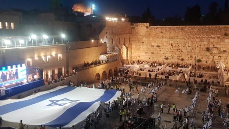 חוגגים יום ירושלים בכותל: "האחדות של העיר מקרינה לכל עם ישראל"