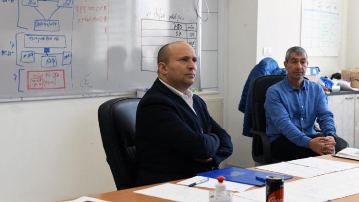 נפתלי בנט בסיור בבני ברק: "חיילי צה"ל יעניקו את כל התמיכה לתושבי בני ברק, אחינו הם"