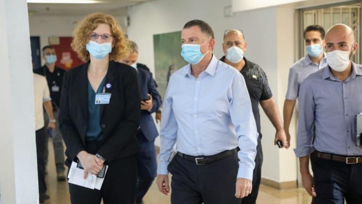 שר הבריאות: נסיר את ההגבלות על מסחר בסופי שבוע