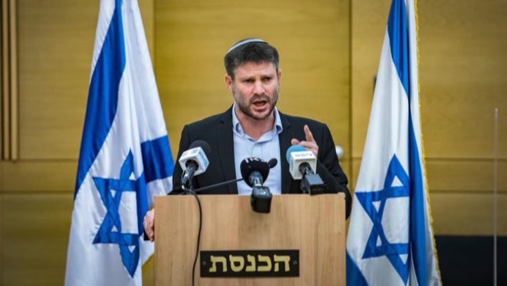 סמוטריץ' תוקף: אנשים כמו אסא כשר מתגלים בעיקר כטיפשים גמורים