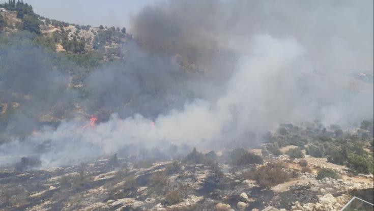 אלפי מנשה: הושגה שליטה על השריפה ביישוב