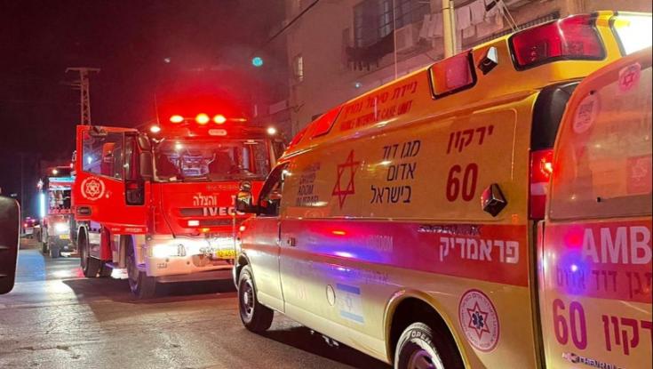 10 נפגעים בשריפה בבניין מגורים בלוד, עוד 2 בשריפה בבאר שבע