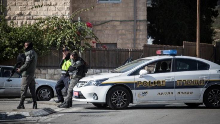 חשד לרצח בלוד: גבר עם סימני ירי בגופו נמצא ללא רוח חיים ברכבו