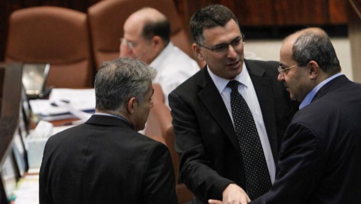סקר מנדטים: גוש מתנגדי נתניהו גדול יותר מתומכיו