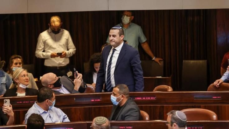 גורם בקואליציה חושש: יום טוב כלפון יצביע נגד התקציב