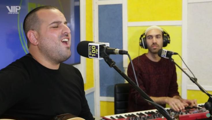 עקיבא עושה קאבר לעדן חסון | צפו