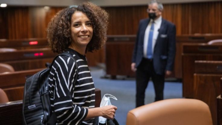 איבתיסאם מרעאנה: "הבת שלי תשמח להישאר ערה בשביל לפגוש את אבו מאזן"