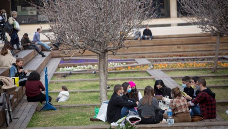 מקדם ההדבקה שב לעלות | אמ"ן: לקראת התפשטות מחודשת של הנגיף