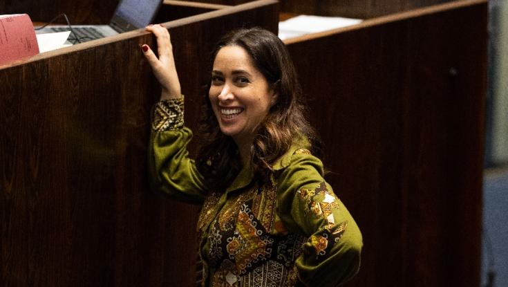 "צבועה ושקרנית": עימות חריף בין השרה גולן לח"כית מיש עתיד