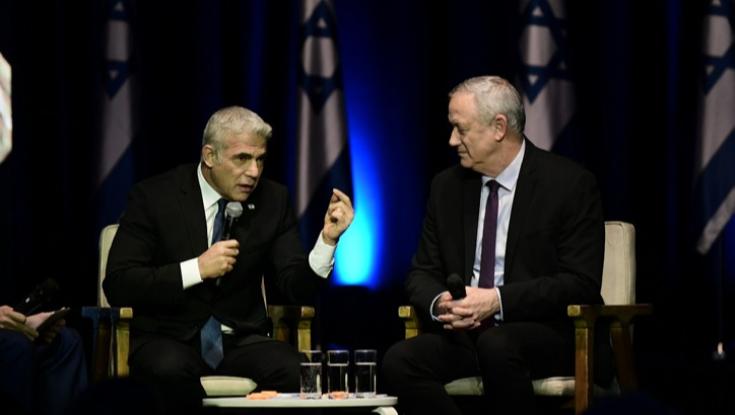 לפיד וגנץ: "כל הושטת יד נתקלת בסירוב" | סמוטריץ': "מבזים את הנשיא"