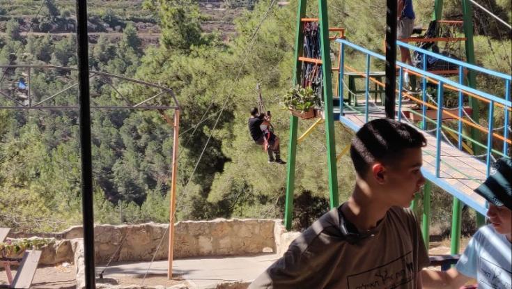 חוגגים סוכות בגוש עציון: אלפים הגיעו לאתרי התיירות