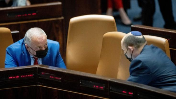 בנט וליברמן יציגו תכנית שתיאבק בגל ההתייקרות: אלה הצעדים העיקריים