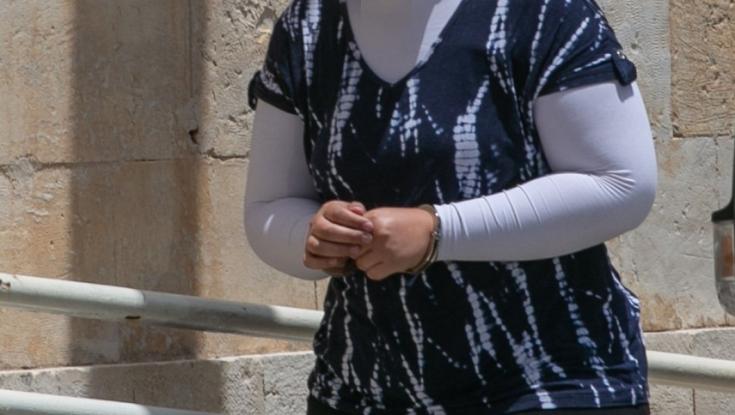 אונס בנסיבות מחמירות ומעשים מגונים: כתב אישום נגד המורה ציפי דינר
