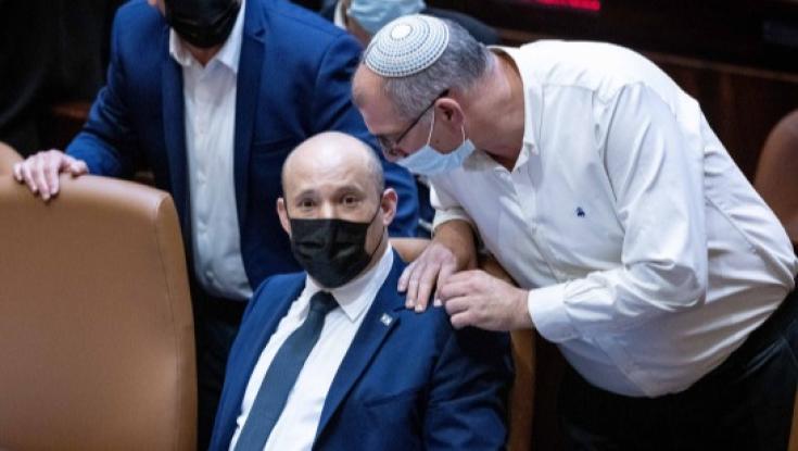 ממשלה בסכנה: בנט ואורבך נפגשו כדי למנוע פרישה