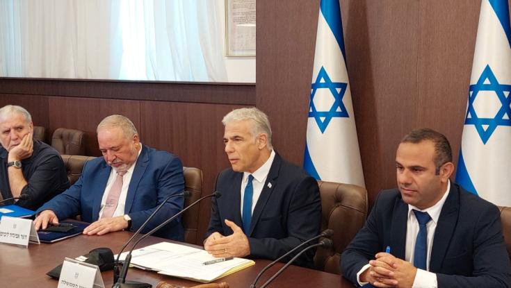 לפיד: "הממשלה הזו מאמינה בתחרות ובפתיחת שווקים"