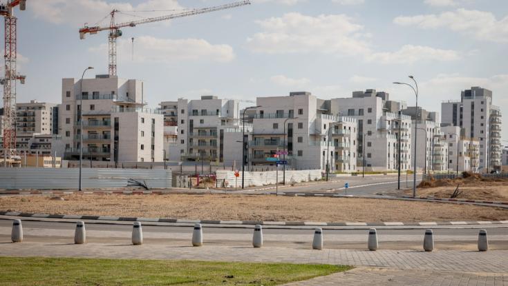 מאות כלכלנים: "הממשלה עלולה לפגוע בחסכונות הפנסיה ובבעלות על נדל"ן"