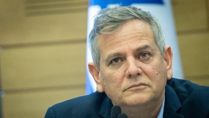 ניצן הורוביץ מאבד את זה מול דודי אמסלם ומכה את השולחן