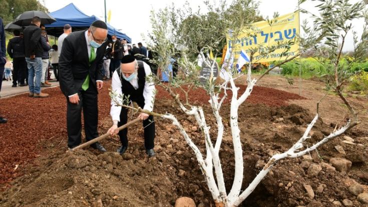 לראשונה: טקס הנצחה לנספי הקורונה מכל רחבי העולם היהודי